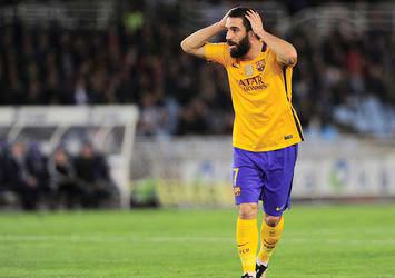 Arda Turan yine hedefte!