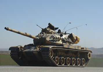 Başika'da Türk tankına DAEŞ saldırısı