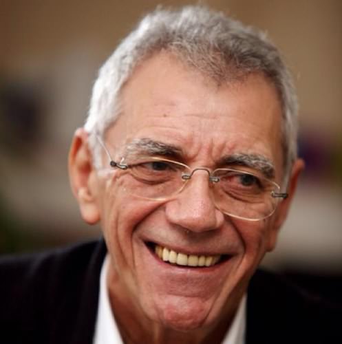 Müzisyen Attila Özdemiroğlu vefat etti