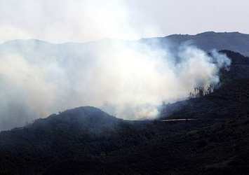 Rejim güçleri Türkmendağı'nı bombalıyor
