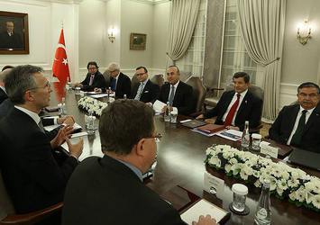 Davutoğlu ile Sekreteri Stoltenberg bir araya geldi