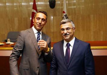Ali Koç’un konuşma ücreti Ankara’da kriz çıkardı