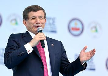Davutoğlu: Münafıkların hevesleri kursaklarında kalcak!