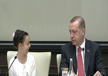 Cumhurbaşkanı Erdoğan, Beştepe'de çocukları kabul etti