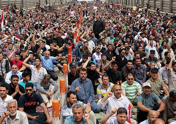 Irak'ta Sadr'dan "milyonluk gösteri" çağrısı