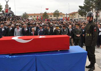 Şehitler son yolculuklarına uğurlandı