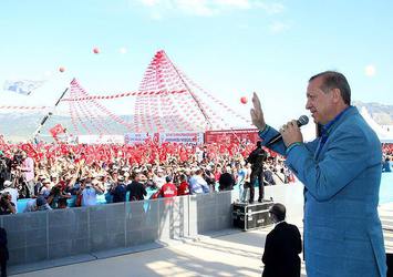 Erdoğan: İktidarın terör örgütüyle bir mutabakatı söz konusu değildir