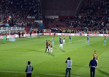 Avni Aker'de oyun durdu