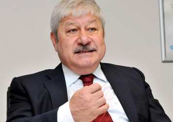 Mustafa Akaydın’dan büyük vefasızlık