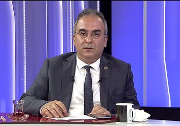 Markar Esayan: Erdoğan milli duruşu gösterdi