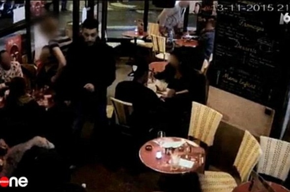 Canlı bombanın kendini patlattığı o anlar - 1