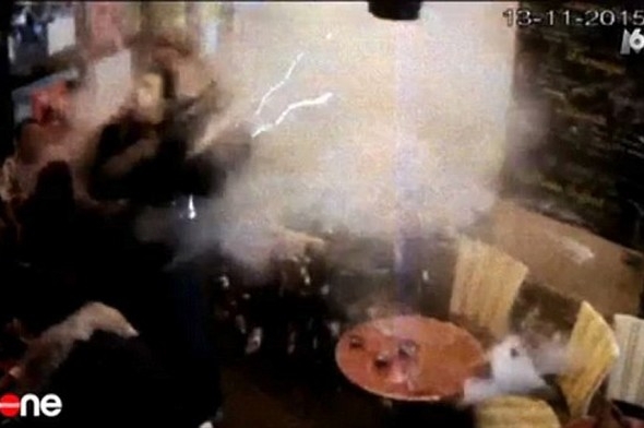 Canlı bombanın kendini patlattığı o anlar - 3