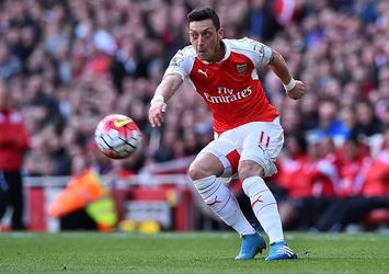 Mesut Özil Premier Lig'de rekor kırdı