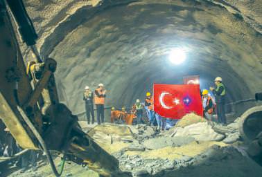 Cudi tünelinde ışık göründü - 1