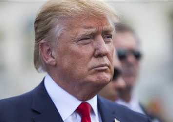 Donald Trump yine sildi süpürdü