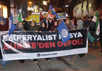 Taksim'de 'Halep' protestosu