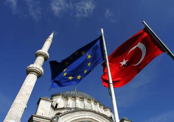 Vizesiz Avrupa'ya ilk adım atıldı