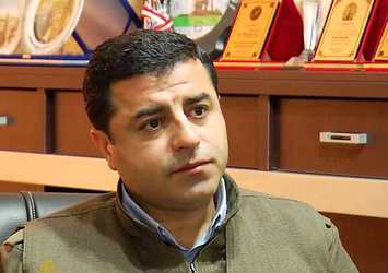 Demirtaş'a "parlamento" tepkisi: Vatan hainliği!