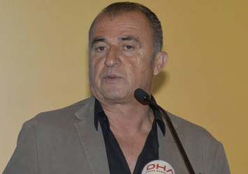 "Fatih Terim ölüyü mezardan kaldırıp top oynatır"
