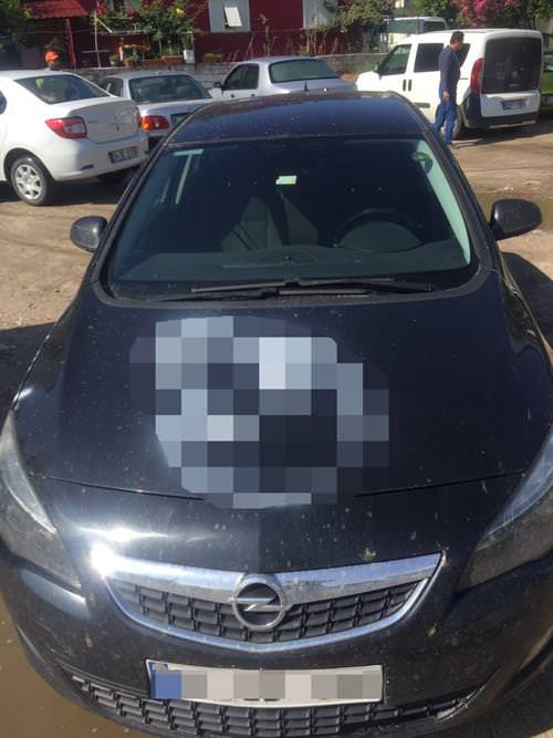 CHP'li Başkan'ın otomobiline sprey boyalı saldırı - 1