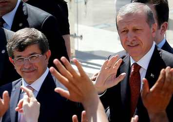 Erdoğan gerçeği ve Davutoğlu’nun zarif davranışı.