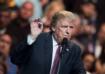 Fransa Başbakanı Valls: "Trump basit bir adam"