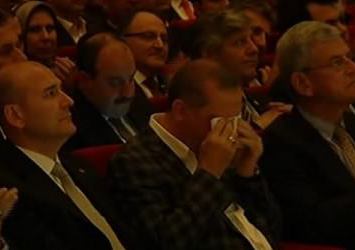 Cumhurbaşkanı Erdoğan gözyaşlarını tutamadı