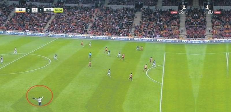 Galatasaray - Beşiktaş derbisine damga vuran olay! - 1