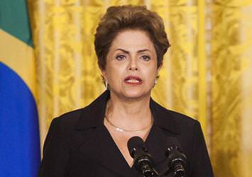 Brezilya senatosu Rousseff'i geçici olarak görevden aldı