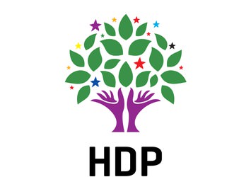 Diyarbakır'daki taziye evinde HDP'lilere tepki