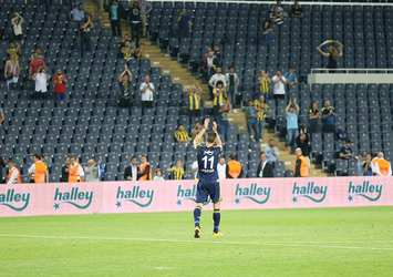 Fener'i Persie sırtladı