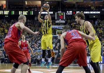 Fenerbahçe'yi hakem yaktı!
