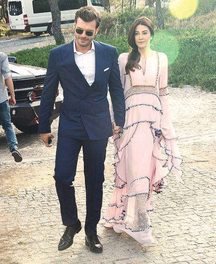 Kenan İmirzalıoğlu ve Sinem Kobal'ın düğününde neler yaşandı - 1