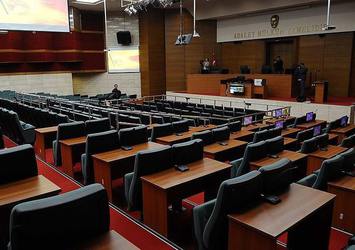 'FETÖ'den 'duruşmaları alt üst edin' talimatı'