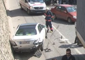 İstanbul'da TIR faciası: 1 ölü
