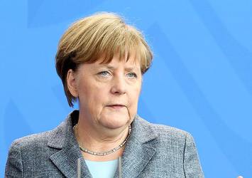 Merkel: Türkiye insani yardımları yerine getirdi