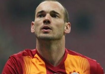 Galatasaray'ın yıldızı Sneijder’den derbi mesajı