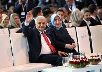 Binali Yıldırım bin 282 delegenin imzasıyla tek aday