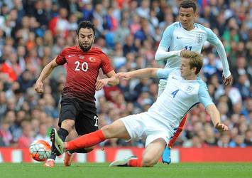 Yeni futbol kuralları ilk kez uygulandı