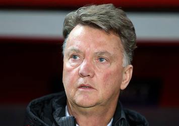 Manchester United'da van Gaal dönemi sona erdi