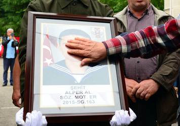 Alper Al aynı ailenin 7'inci şehidi