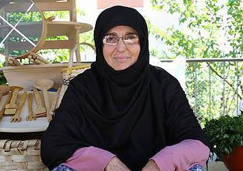 Kardeşinin bakan olduğunu pazarda öğrendi