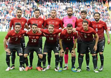 Euro 2016 öncesi milli takımda çifte tehlike!
