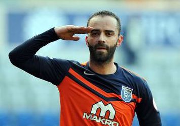 Semih Şentürk, Medipol Başakşehir'den ayrıldığını açıkladı