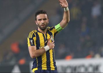 Gökhan Gönül maçtan önce patladı! "Şeref ve haysiyet yoksunu..."