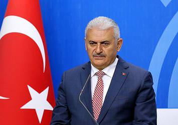 Başbakan Yıldırım, Galatasaray'ı kutladı!