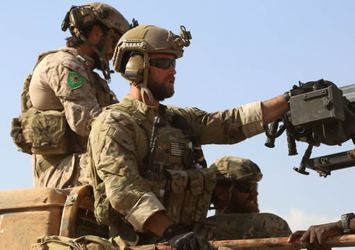 ABD'li komutandan 'YPG üniforması' açıklaması