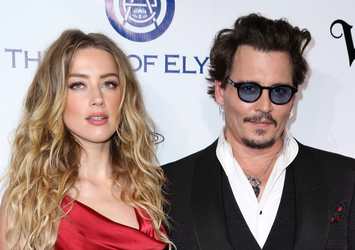 Johnny Depp'den eşi Amber Heard'e şiddet