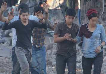 Nusaybin'de teslim olan 24 terörist tutuklandı