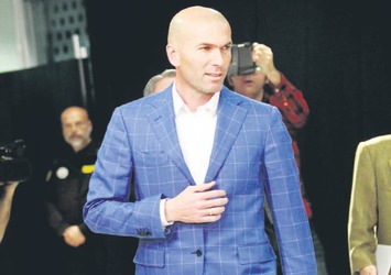 Giyen kazanıyor